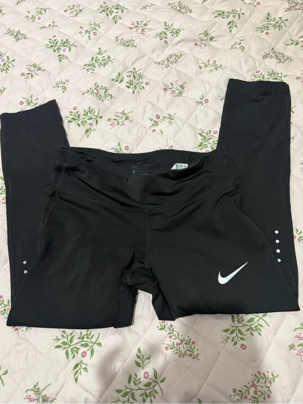 Nike Black Dri-FIT Running Leggings with Reflective Logo
